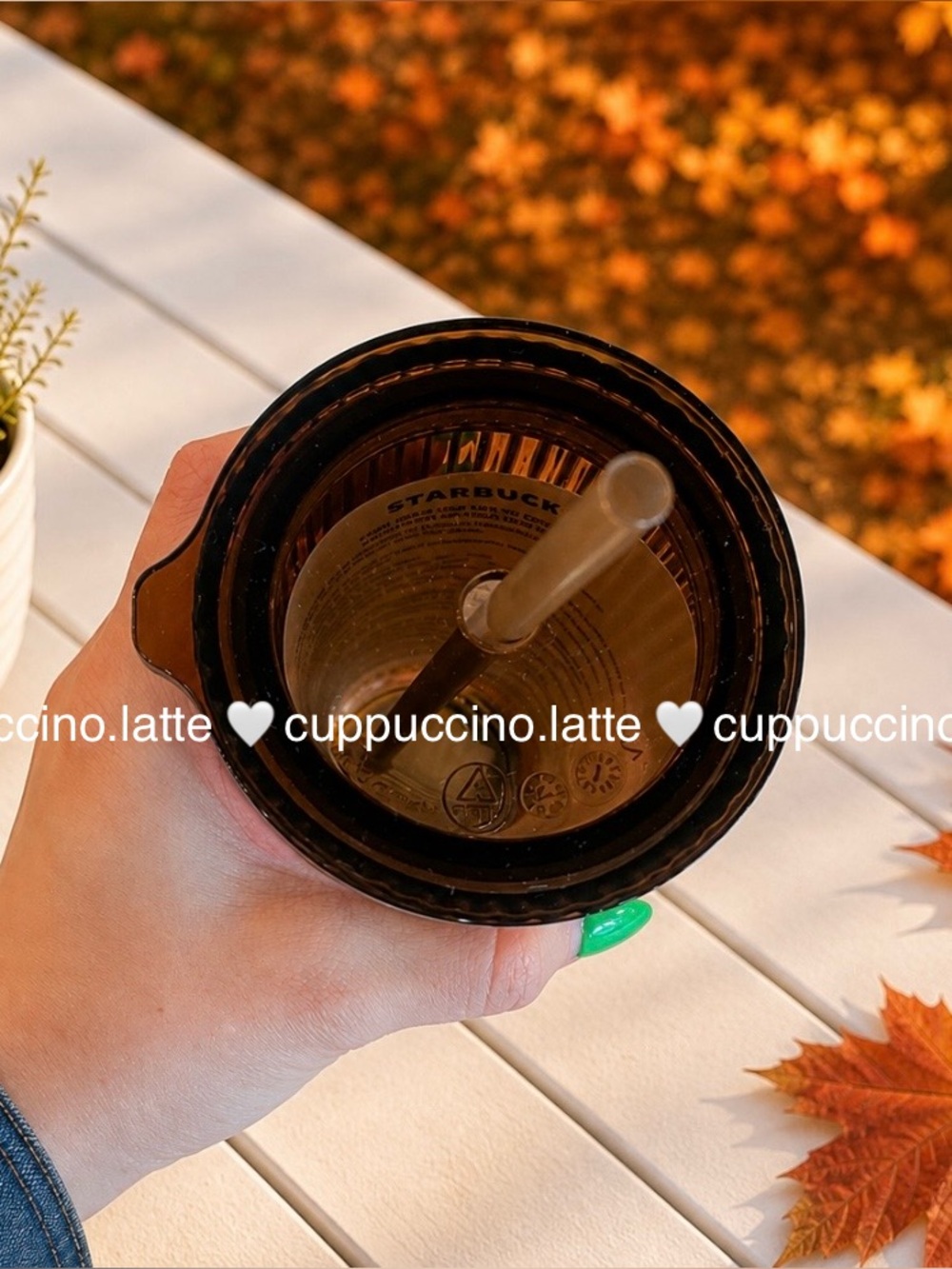 🍂NWT🤎Starbucks Fall 2026 Brown Ribbed Pleated Glass Cold Cup Tumbler - Picture 3 of 3